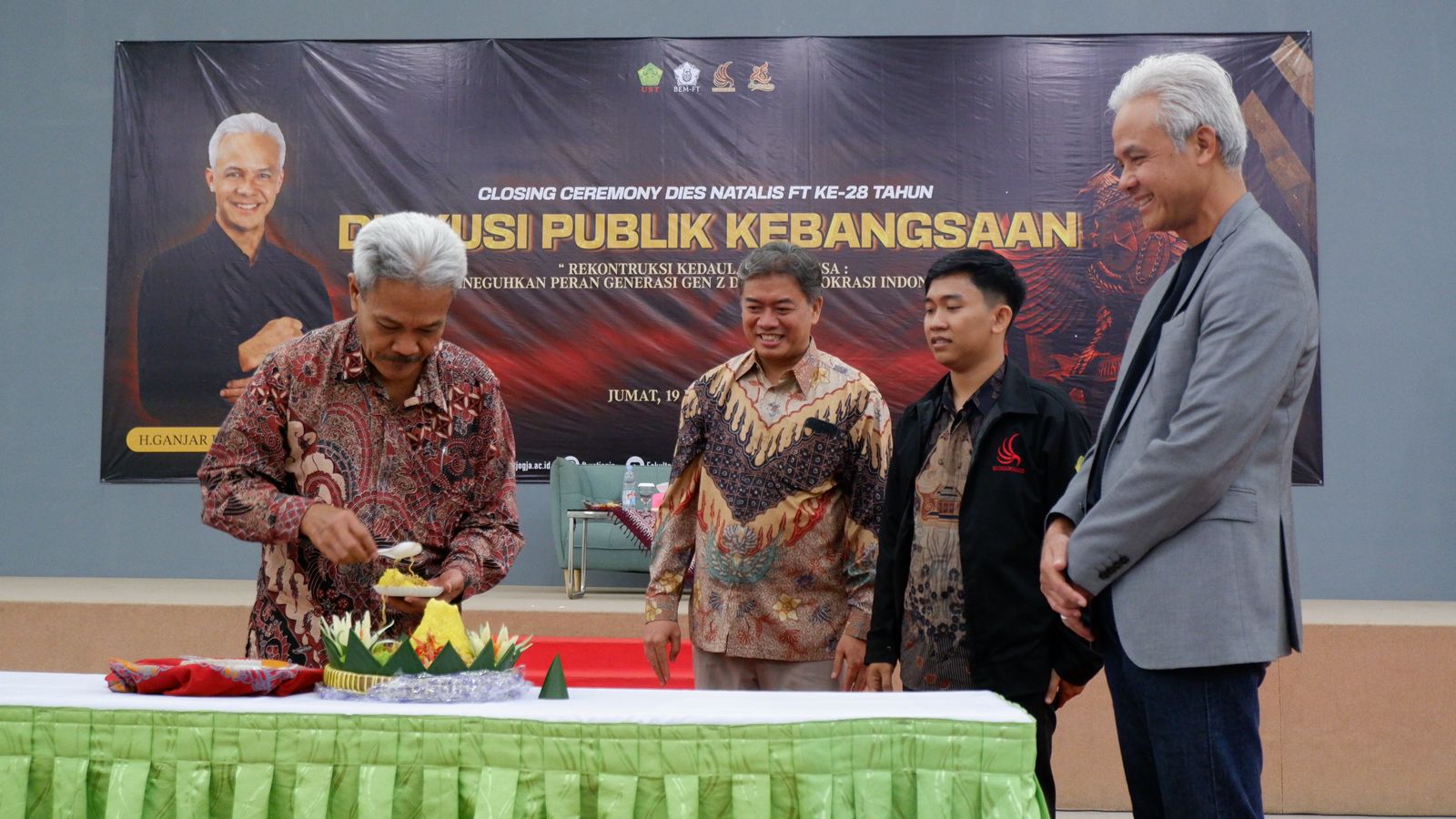 Bicara di Kampus UST, Ganjar Dorong Gen Z Bangun Demokrasi Sehat